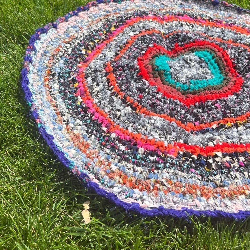Handmade bohemian crochet upcycled door mat small round floor mat Sz 34